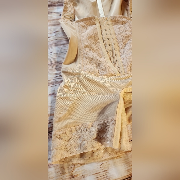 Ardyss Body Shaper - Picture 5 of 12